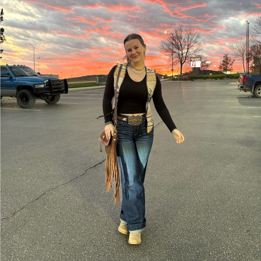 Meet your Posher, Lexee